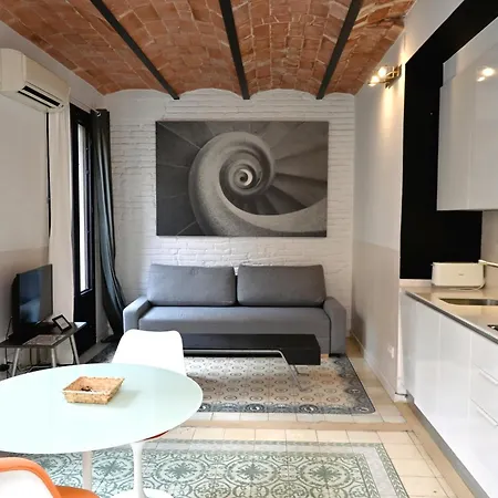 Homenfun Sagrada Familia Marina Apartment Barcelona