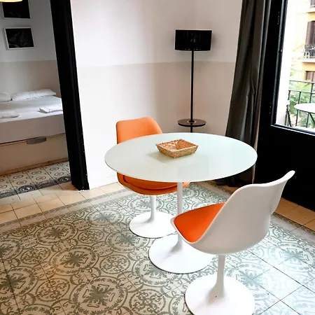 Homenfun Sagrada Familia Marina Apartment Barcelona